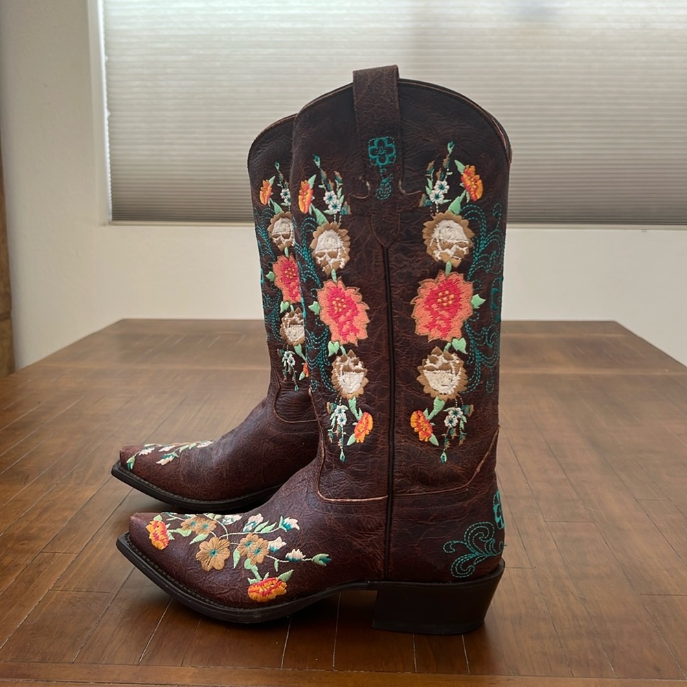 Macie Bean Brown Floral Embroidered Heeled Boots
